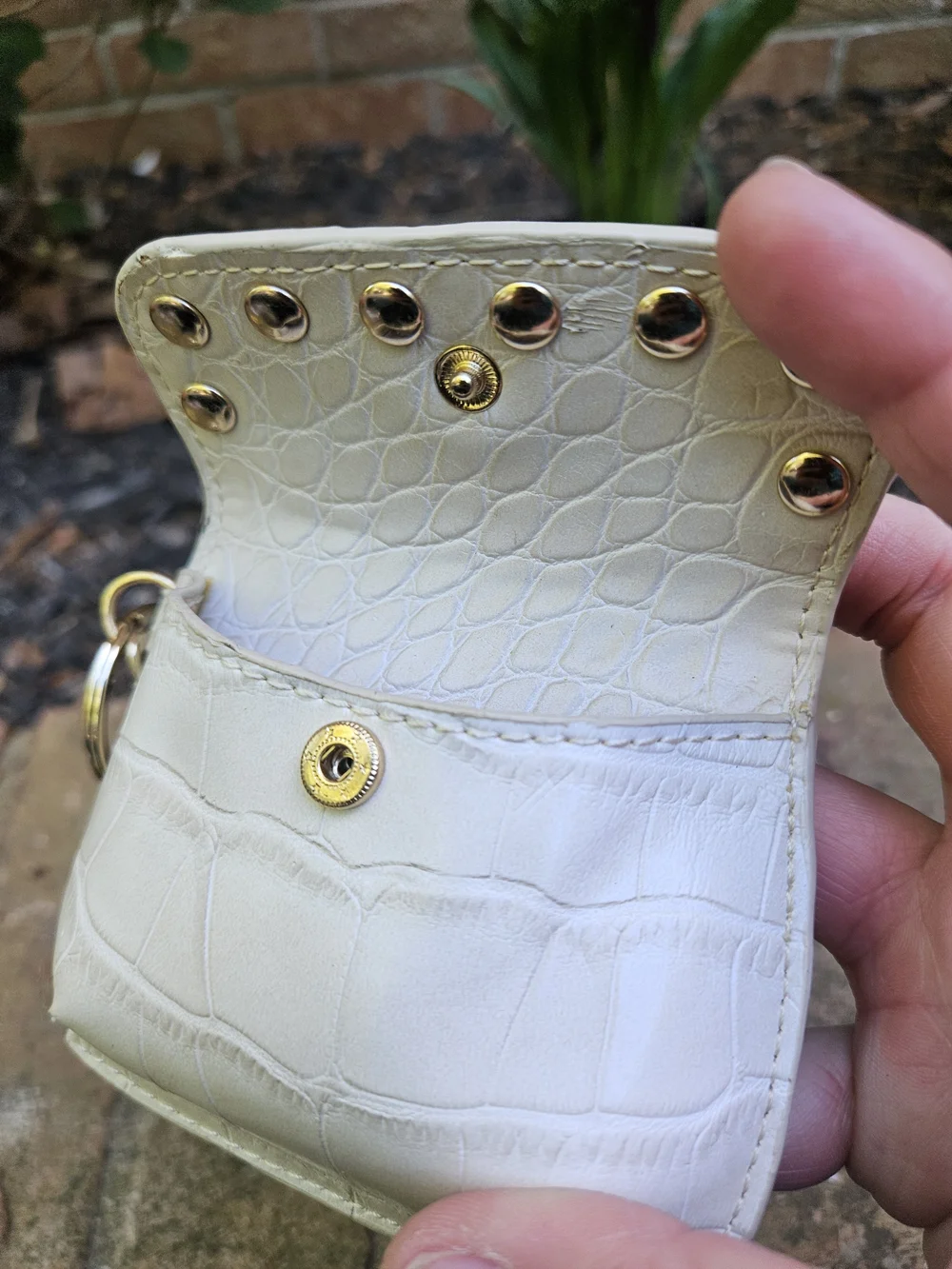 Kathy Van Zeeland Ivory Faux Leather Croc Pattern Coin Purse Keychain